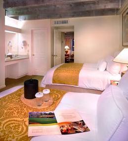 Scottsdale Cottonwoods Resort & Suites Room photo