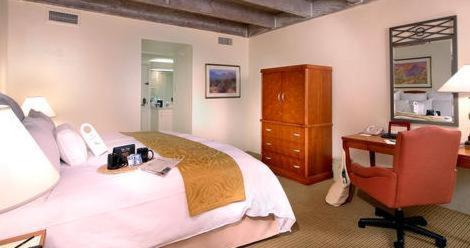 Scottsdale Cottonwoods Resort & Suites Room photo